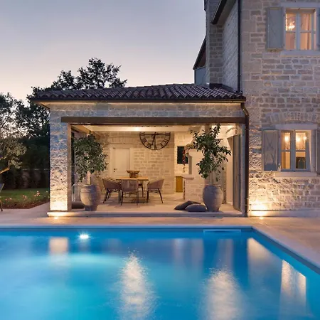 Elena U Ladicima For 8 People With Private Pool & Sports Complex In Istria *