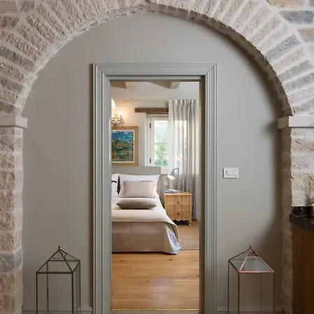 Elena U Ladicima For 8 People With Private Pool & Sports Complex In Istria * Ladici