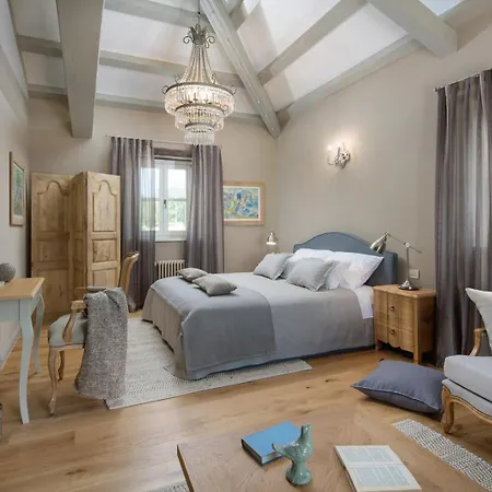 Elena U Ladicima For 8 People With Private Pool & Sports Complex In Istria Villa Ladici