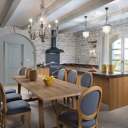 Elena U Ladicima For 8 People With Private Pool & Sports Complex In Istria Ladici