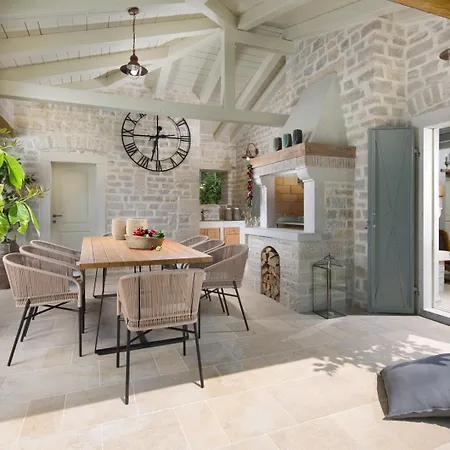 Elena U Ladicima For 8 People With Private Pool & Sports Complex In Istria * Ladici